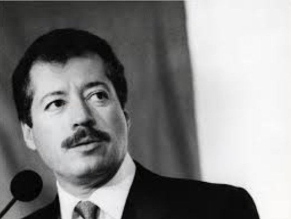 pri_iecm's tweet photo. "No hemos estado exentos de errores, pero difícilmente podríamos explicar el México contemporáneo sin la contribución de nuestro partido. Por eso, pese a nuestros detractores y a la crítica de nuestros opositores, somos orgullosamente priistas"
#26AniversarioLuctuoso https://t.co/iqLyZPVwTa