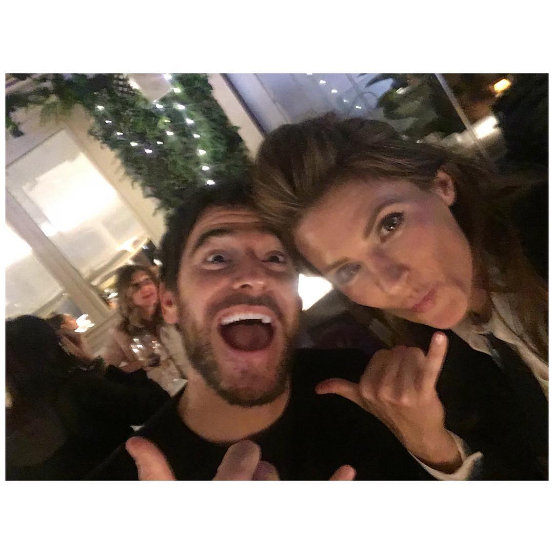stana_katic_fr's tweet photo. One year ago #StanaKatic posted these pics on Ig
' So good seeing this familiar face last night! Alfonso Bassave & @danielduboy Thank you for treating us to a night out in #Madrid. #BeautifulManInsideAndOut '
https://t.co/cpUBCRRJwS https://t.co/DzOf47oyy9