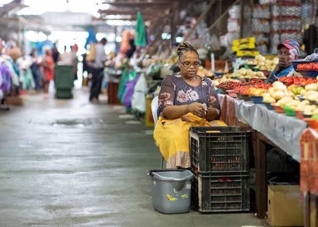 Lord please be with these Mothers who wake up in early hours of the morning to make ends meet for their families during the 21 Days 🙏🏽🙏🏽 #shutdownsouthafrica #cyrilramaphosa #CoronavirusInSA