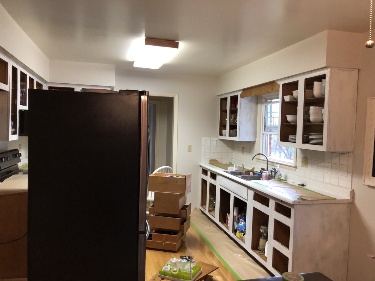 #covid19 has us quarantined so lots of home projects are taking place. White cabinets are dreamy ☺️