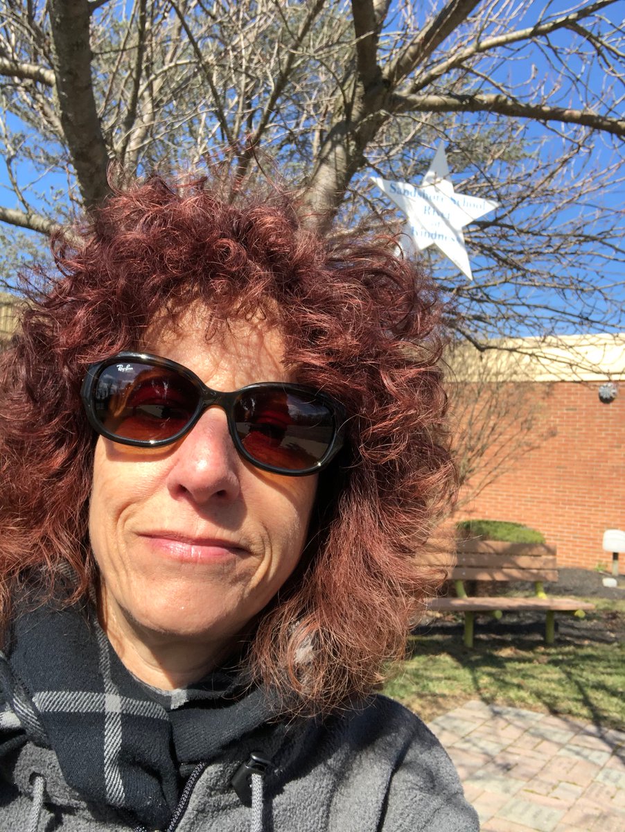 McclearyMrs's tweet photo. Spirit Week encouragement from Mrs. Sullivan! Go MO! @MOSandshore @kristymc24 @Jen1Curry https://t.co/qfmmYAFHrI