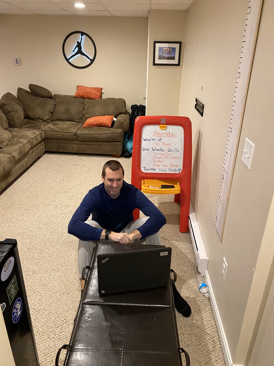 MrBanksPE's tweet image. Had such a great time “seeing” and exercising with so many of my 4th grade friends this morning! Thanks @shinyredapple23 @mertenladybugs for inviting me to your Monday Meeting! #keepthelearningalive