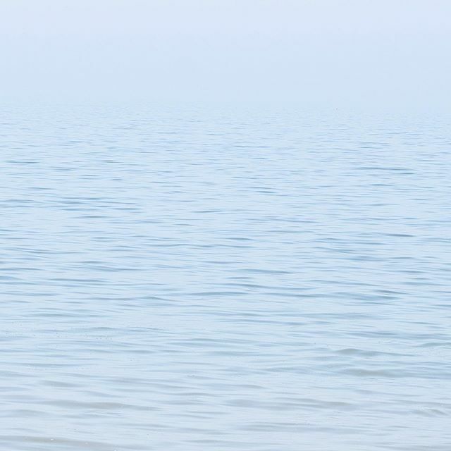Keep your distance........I thought it was funny when I shot this, now not so! See the feed for the funny side.
.
.
.
.
.
.
.
.
#keepyourdistance #socialdistancing #streetphotography #seaphotography #swimming #seaswimming #isolation #londonphotographer #… ift.tt/2QIqMOK