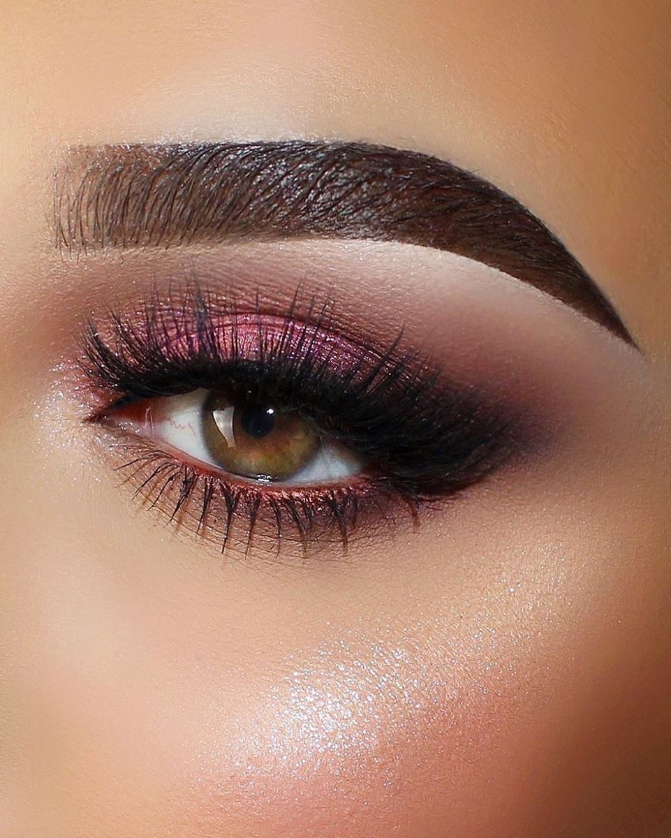 velour_beauty's tweet photo. @sarandaprapaniku topped off this gorgeous rosey eye look with Feelin' Myself.
PROMO ALERT: GET 25% OFF ALL LASH STYLES! Hurry!! Offer ends March 29 😘❤️
✨ We ship worldwide on https://t.co/VtCuvXEki7! ✨
#VelourLashes #VelourBeauty #LiveInLashes https://t.co/Ics4l8FbaY