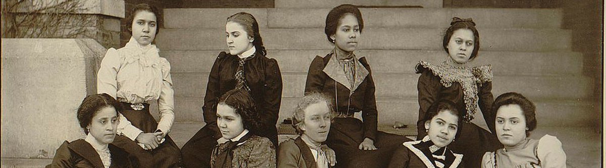 NCInstruction's tweet photo. National Women's History Museum has digital classroom resources to help teach Women's history. https://t.co/ZL1HegZN65 #NCISDPLN #NCISDSS #womenshistory https://t.co/kCF7s5y6WZ