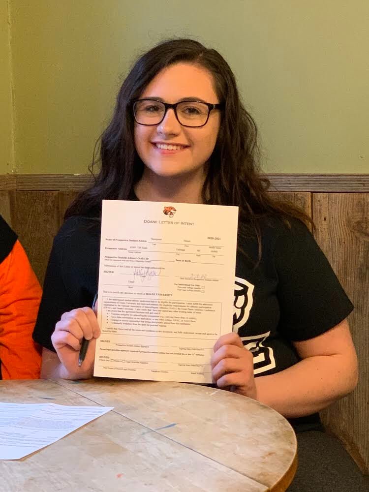 DoaneCheerDance's tweet photo. Shaunβs signing day!! Welcome to the team π§‘π€π― @DoaneAthletics. @DoaneUniversity #ducheer #doaneuniversity #godoane #SocialDistancing #homesigning #collegecheer #getrecruited https://t.co/edw5eSPGbi