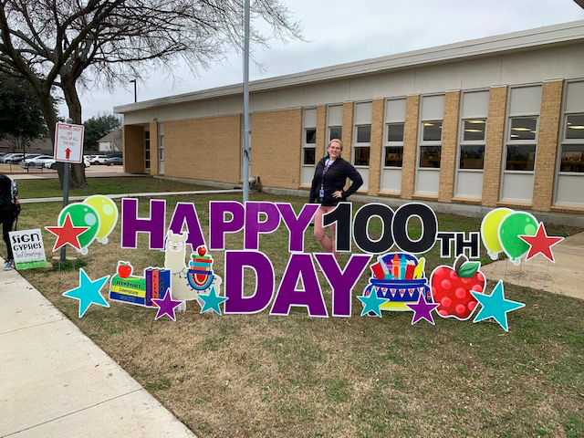 Better late than never, right? #throwbackmonday to the 100th day of school!!