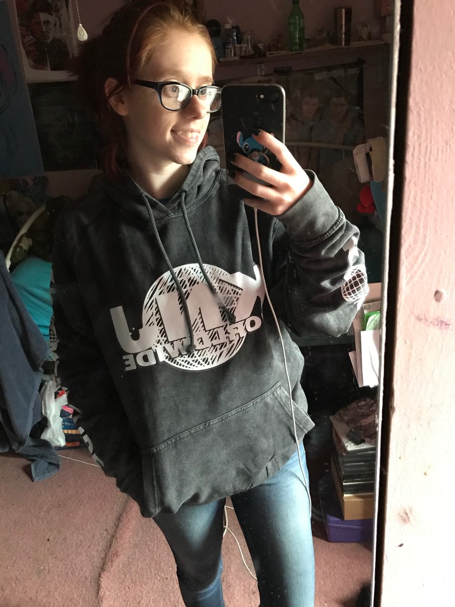 cuddleme_kian's tweet photo. I finally got @KianAndJc merch! I’m in love! Thank you @KianLawley and @jccaylen for making life worth living💜 #KNJ #knjworldwide https://t.co/2EXg3Cs04u