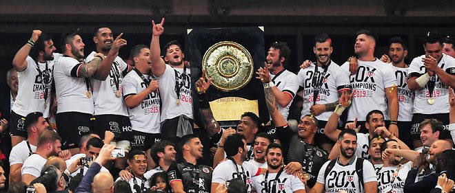 cheztontontlse's tweet photo. On a compris. Vous adorez les souvenirs. Du coup:

On cherchait aussi des vidéos pour se rappeler le bon vieux temps du Stade Toulousain. Mais pas besoin...

VU QU’ON EST TOUJOURS CHAMPIONS EN TITRE!

🔴⚫️ https://t.co/ujpKyJ7jXQ