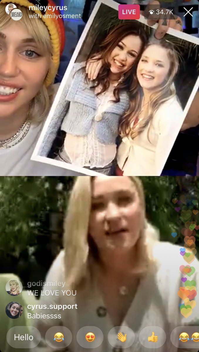 miley cyrus and emily osment reuniting makes me sO HAPPY IT HURTS, image size:678x1200