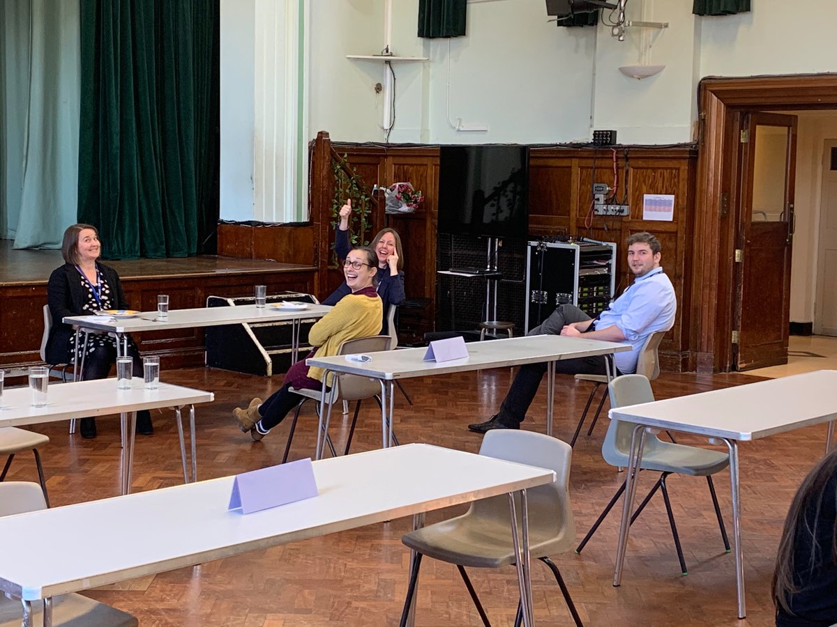 South Farnham School tweet media