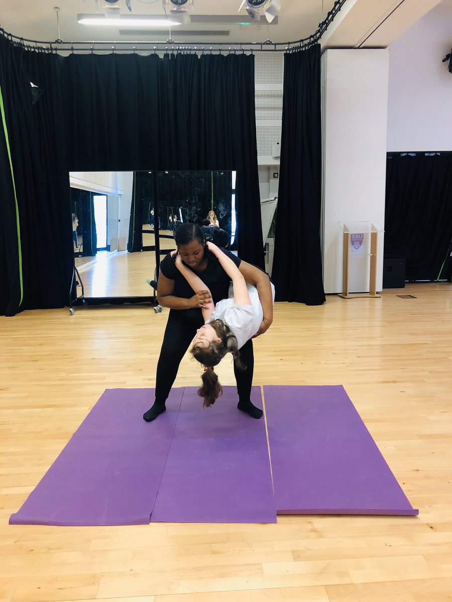MissLMaynard's tweet photo. These girls make me so proud: their strength, balance and extension has improved tenfold since September. We have to all make a conscious effort at home to try and keep fit and strong for when we’re back in action! @UAESouthBank @AQA @ace__london #GCSEDance #TheseGirlsCan 💃🏼💪🏽 https://t.co/Jur5M8JNrv