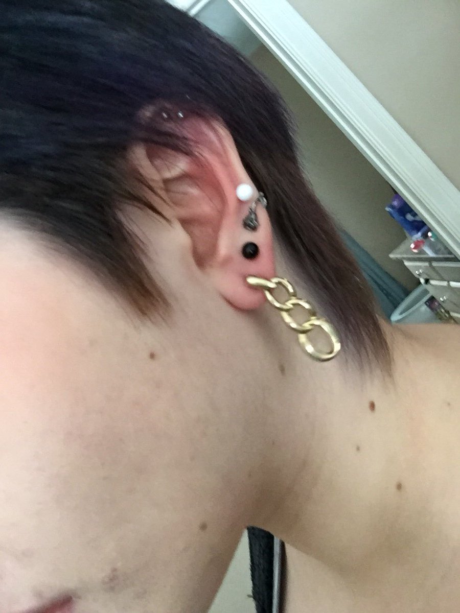 chain earrings- $7