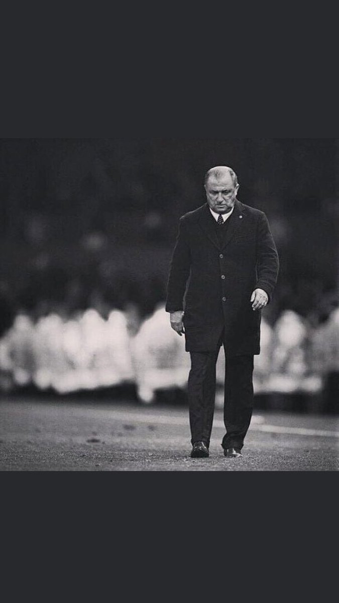 Sen fatih hocasın, sen Türkiye’nin gururusun... Sen herşeyin üstesinden geldin, yine geliceksin #fatihterim