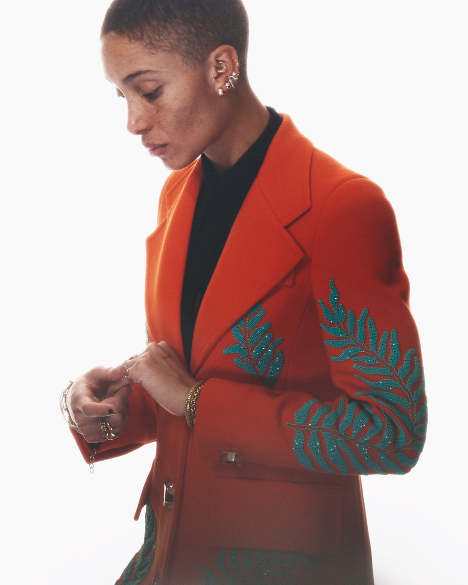 For #thelovemagazine #adwoaaboah wears a #PradaSS20 blazer, photographed by #dougiesdiary (fashion editor #olivervolquardsen).
#PradaaEditorials