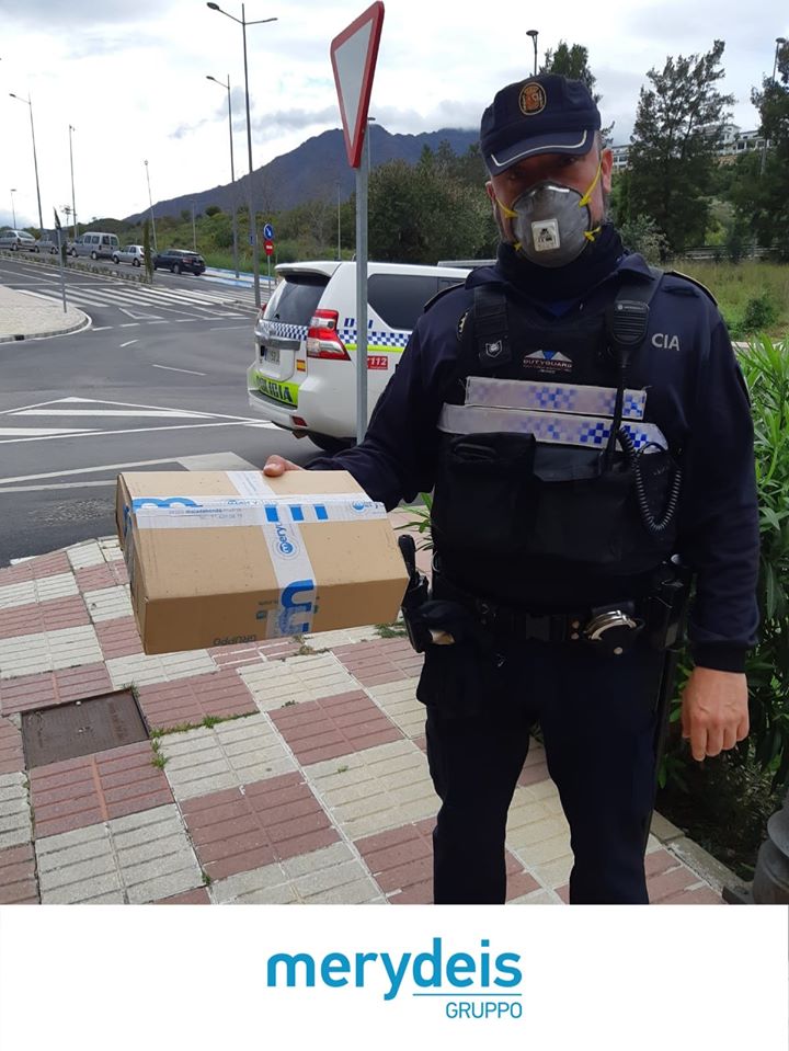 EsteponaLocal's tweet photo. Gracias a Merydeis Gruppo por la donación de 3 cajas de mascarillas (150 mascarillas) para que nuestros agentes puedan realizar su trabajo con más protección.
@merydeisgruppo https://t.co/SmceDCYGTr