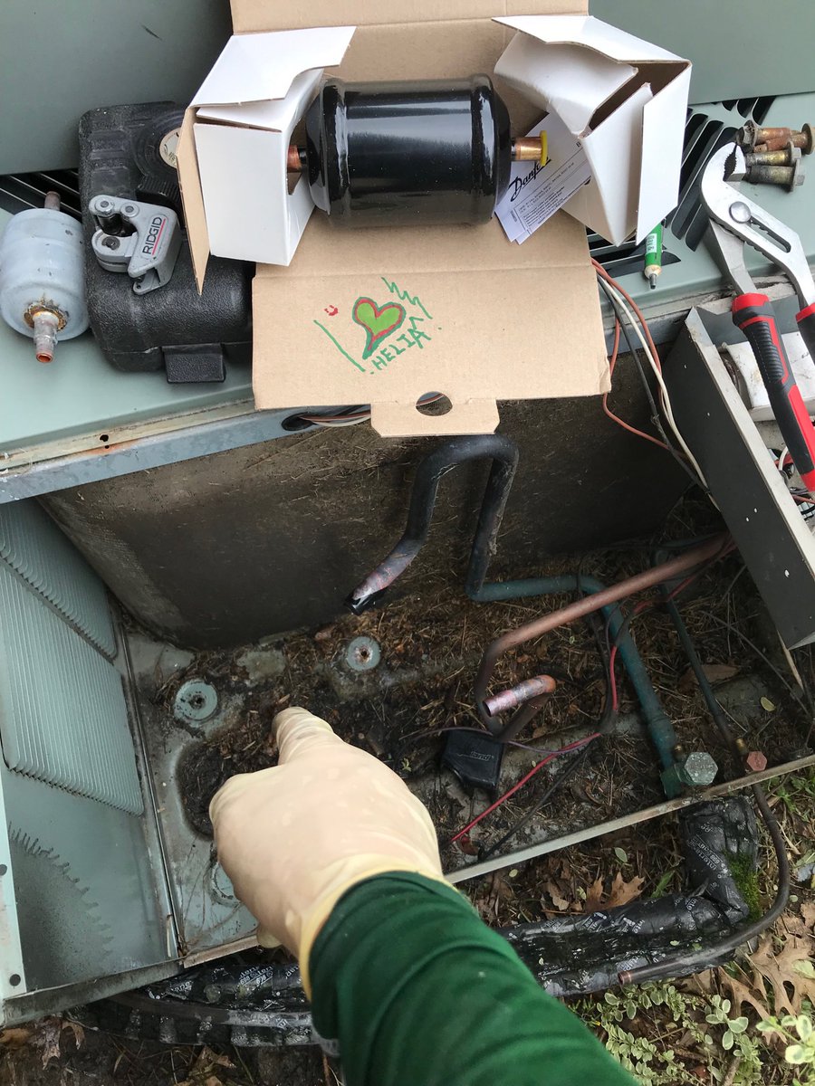 tedafferback's tweet image. Compressor is piled &amp;amp; ready to braze in the new filter dryer using a Danfoss inflow for extra filtering capacity to help this Rheem system was a burnout:)