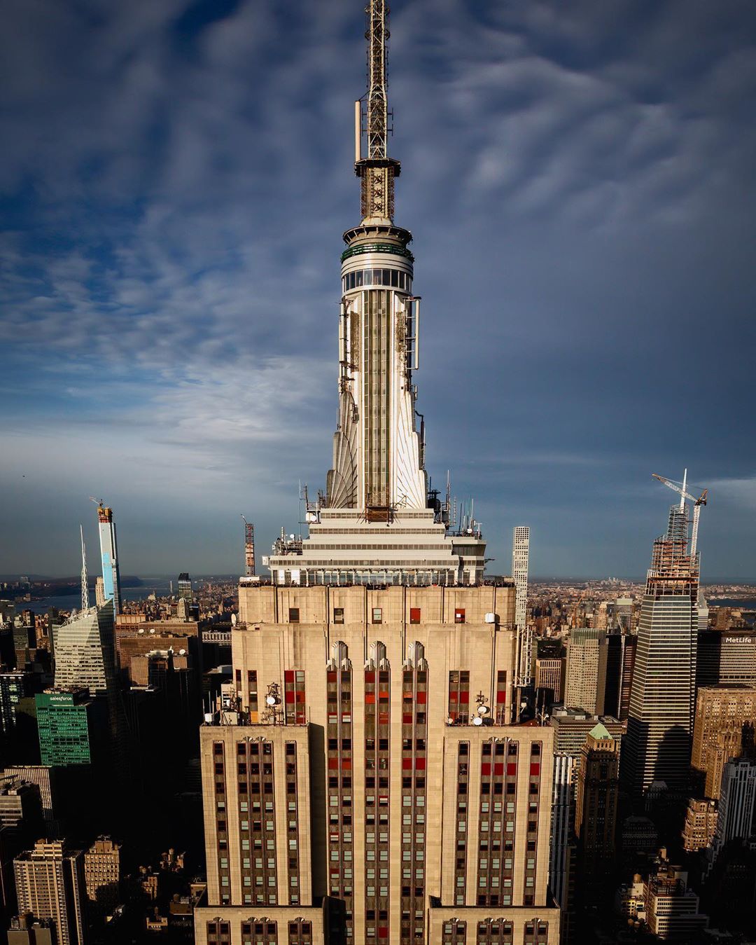 Empire State Building On Twitter Keeping Up Your Fitness Routines While Wfh Here S A Fun Challenge Using A Stair Climber Staircase Or Stepstool See If You Can Climb Up 86 Flights 1 576 Stairs Aka