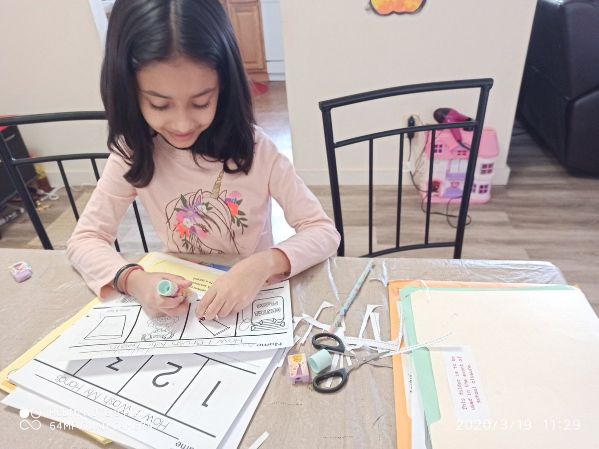KnollwoodSchool's tweet photo. Kicking off another week of distance learning like......
#knollwood #knollwoodrocks #knlearnfromhome #knvirtualschooling https://t.co/naFxsfUAlz