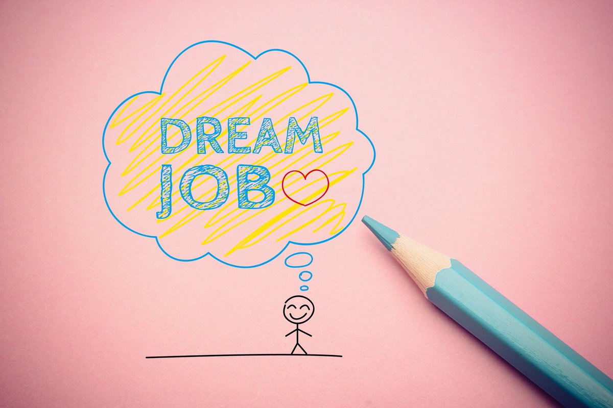 Whether you’re a teacher in training, or you have years of experience, Academics is perfect for you to find the ideal role! We have a wide selection of teaching opportunities for you to choose from.

Find your dream job via our website: buff.ly/2vnfDrE