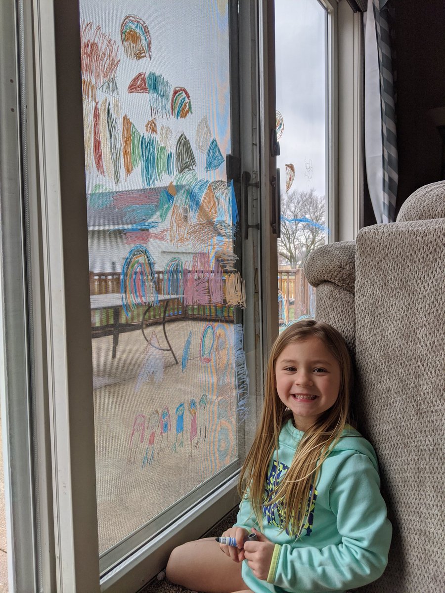 VHS_CReynolds's tweet photo. She is still drawing an hour and a half later...#VHSisCreative https://t.co/K2gCTKy97b