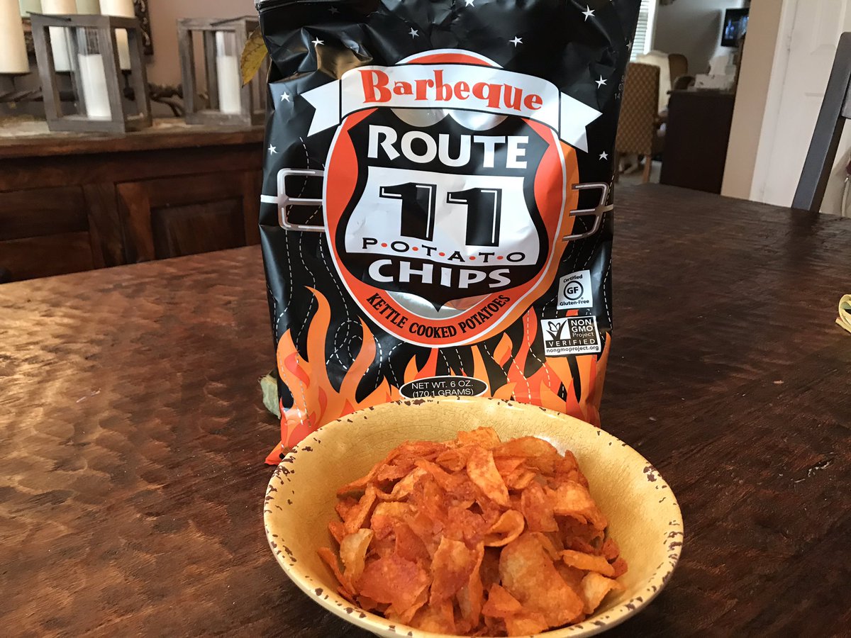 jstratpacker's tweet photo. Happy National Chip and Dip Day! https://t.co/f9TmY1xCff