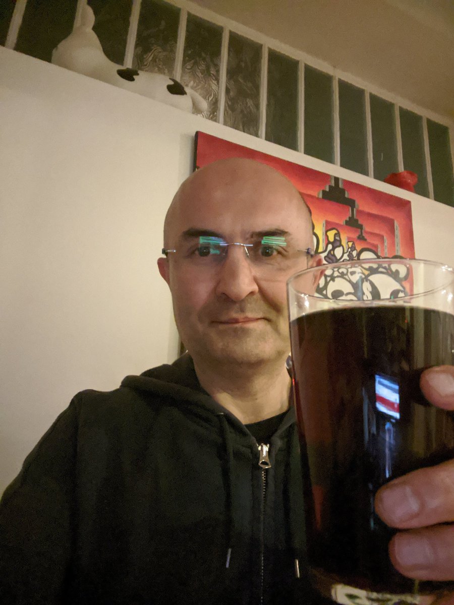 MiddxPCO's tweet photo. Thank you @NHSuk! #TimetoToast https://t.co/KjRVqMrHS6