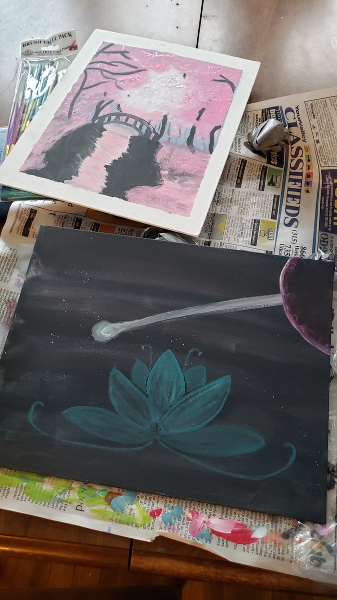 MrsWhiteFACS's tweet photo. Art time is over. #iloveart #notanartist #facs? https://t.co/qmcm0XdQU5