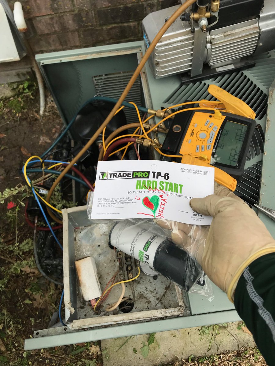 tedafferback's tweet image. A hard start kit &amp;amp; everything is required ready for charge vacuum is 284 microns perfect:)