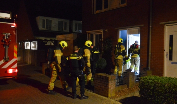 Brandweer rukt uit voor geknetter in meterkast [GORINCHEM] De brandweer van Gorinchem is maandagavond 23 maart 2020 met spoed opgeroepen voor een woningbrand.