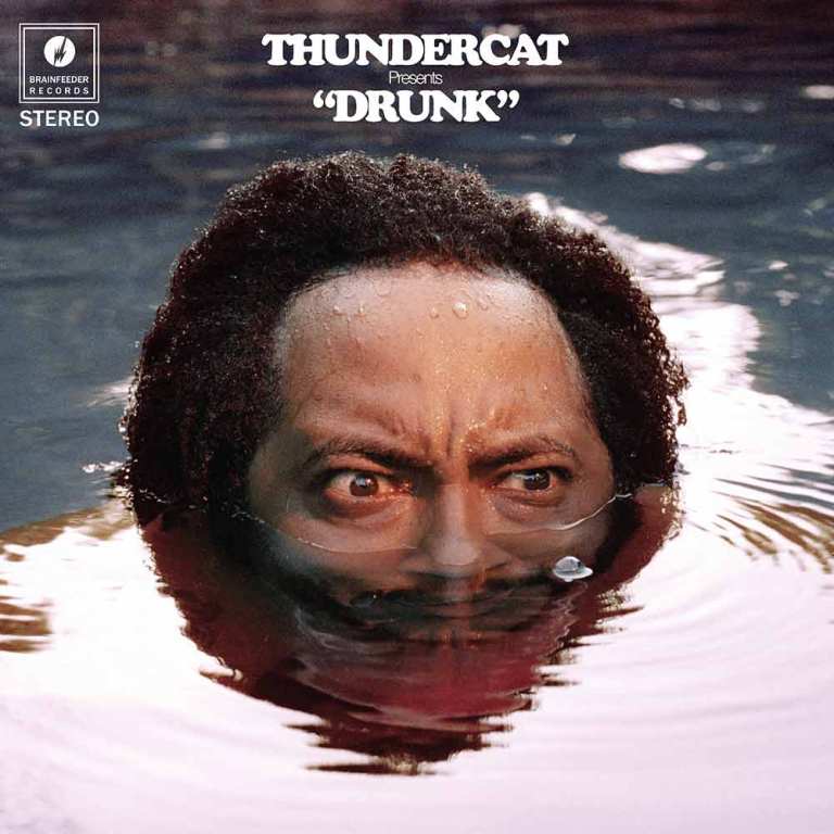 4) Drunk - ThundercatEn l'espace de 3 mois c'est devenu l'un de mes artistes favoris, son univers est atypique, pleinement maîtrisé et rafraîchissant, allez l'écouter svp.