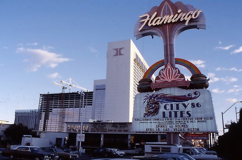 Vintage Las Vegas  Las vegas hotels, Las vegas city, Flamingo las vegas