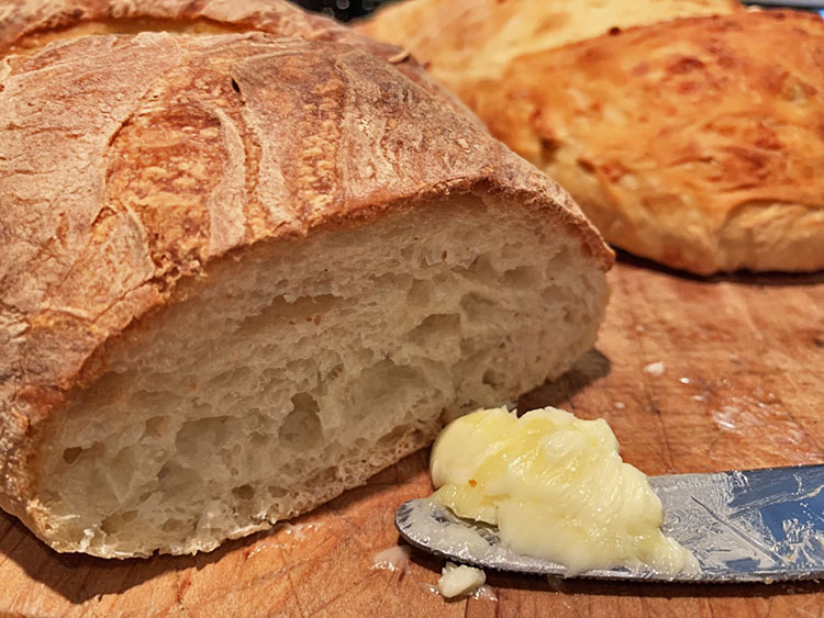Get in the kitchen and make this bread! bit.ly/3dljvy4 #food #recipe #breadrecipe #baked