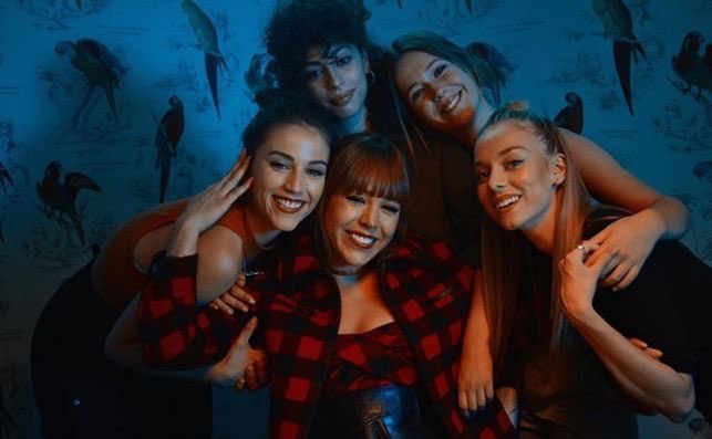 ╰ ࿐ུ    𝐑𝐄𝐈𝐍𝐀𝐒.