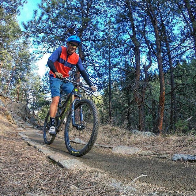 Like many, we miss our friends and group rides. Now more than ever we are committed to riding solo. This is for everyone’s safety. Keep the rubber side down and go it alone. #cycling #ridesolo #ridealone ift.tt/33EKWhE