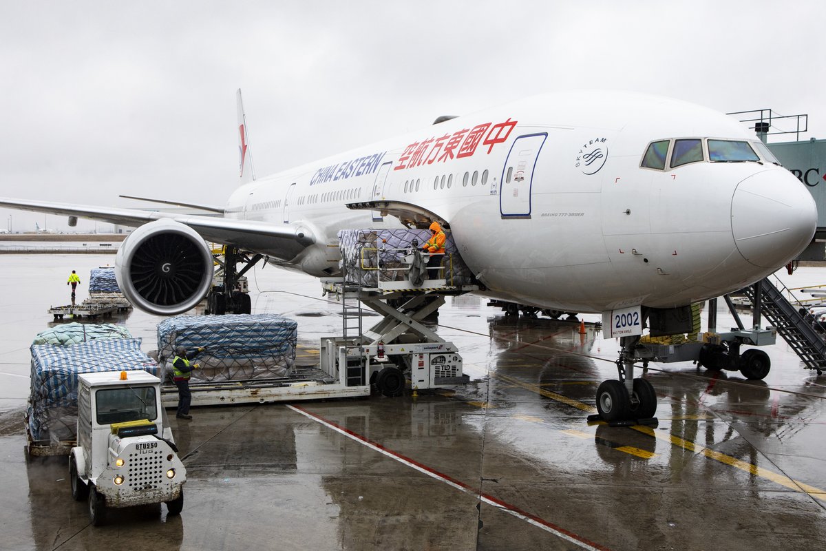 TorontoPearson tweet picture