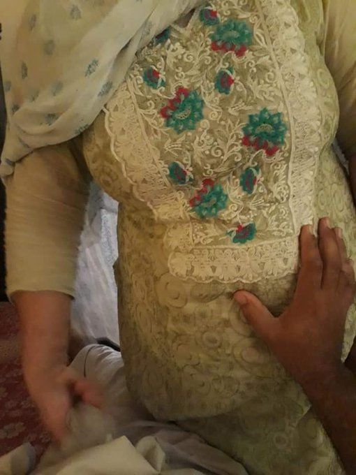 مين بيتعمل في امه كده