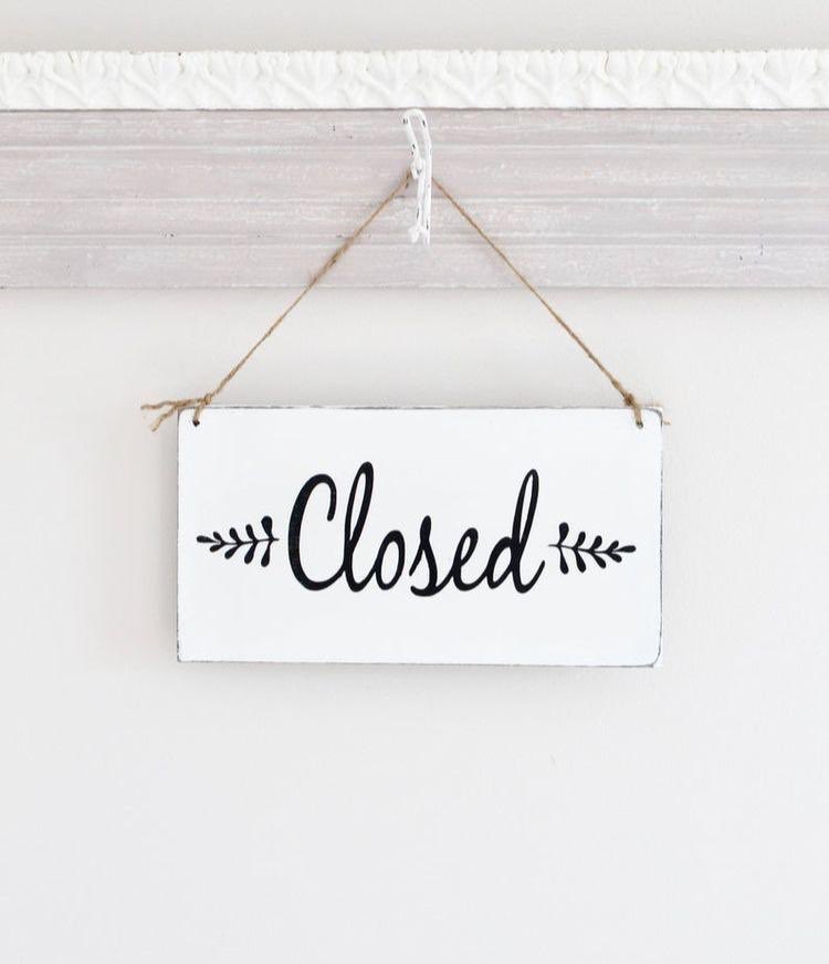 TheCakeBox1's tweet photo. Hey loves!  🎀💞
Cakebox1 wishes to inform you it is suspending orders until further notice, due to the Covid-19.
We urge everyone to be Safe ♻️✅ and stay at home as much as possible. 

Thank you 🙏🏿 https://t.co/PI97hBWGiB