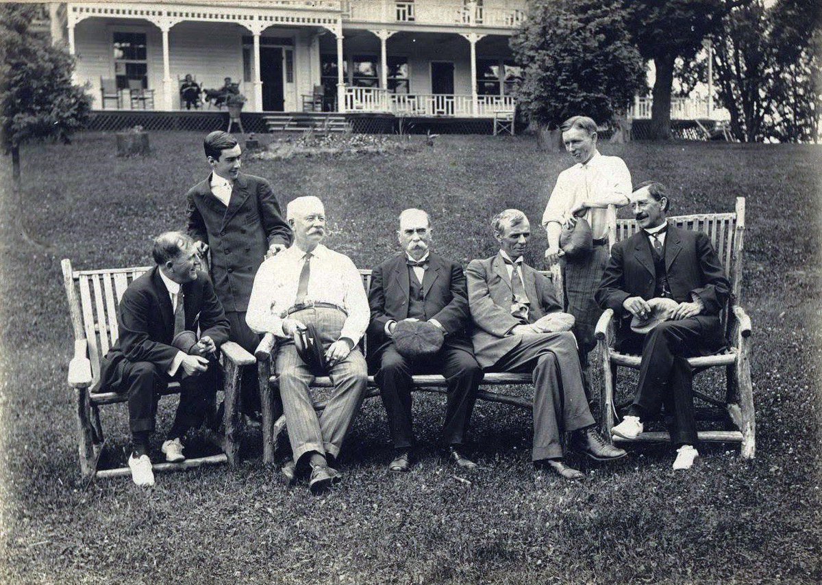Front lawn of Opinicon, 1907! Thanks to the Facebook group Rideau Canal-postcards and pictures ❤️

#vintage #oldtimey #dappergentlemen #opiniconadventures