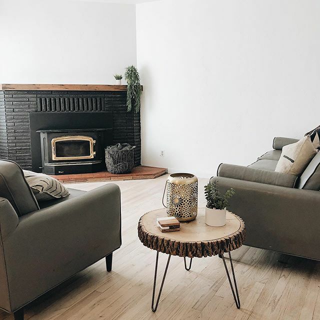 TheMayesTeam's tweet photo. Ahhh... that’s better. There really is nothing like a fresh coat of white paint is there?! Bye bye beige! Hello white! 😍

I ended up going with @ppgpaints. The color is Pure White - Flat. 
And I’m IN LOVE WITH IT!!! 🙌🏼 https://t.co/hqYRmBbNwS Ahhh... that’s better. There re… https://t.co/ePjgmZvIjd