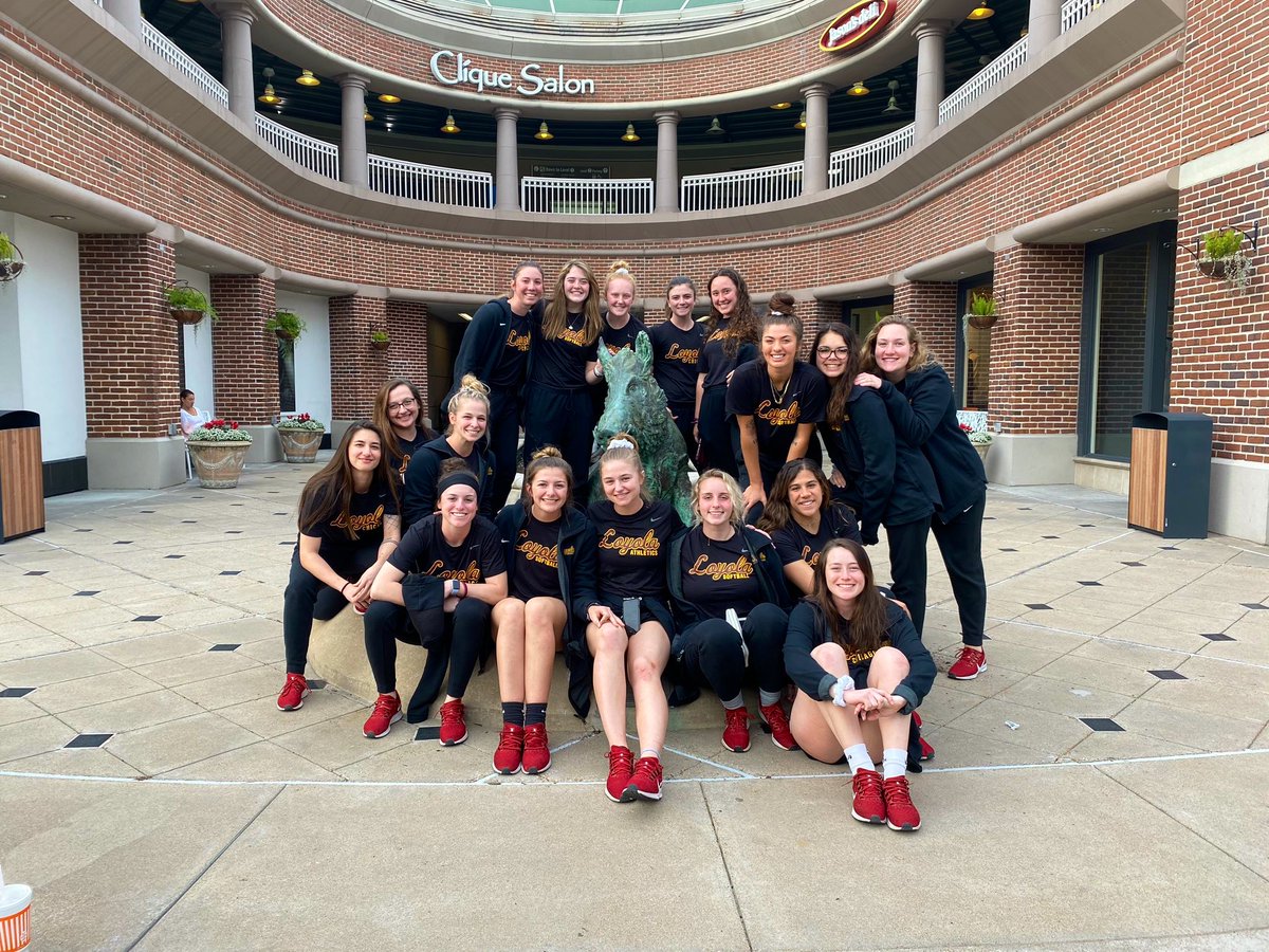 Really missing <a href="/RamblersSB/">Loyola Softball</a> quite a bit right now.