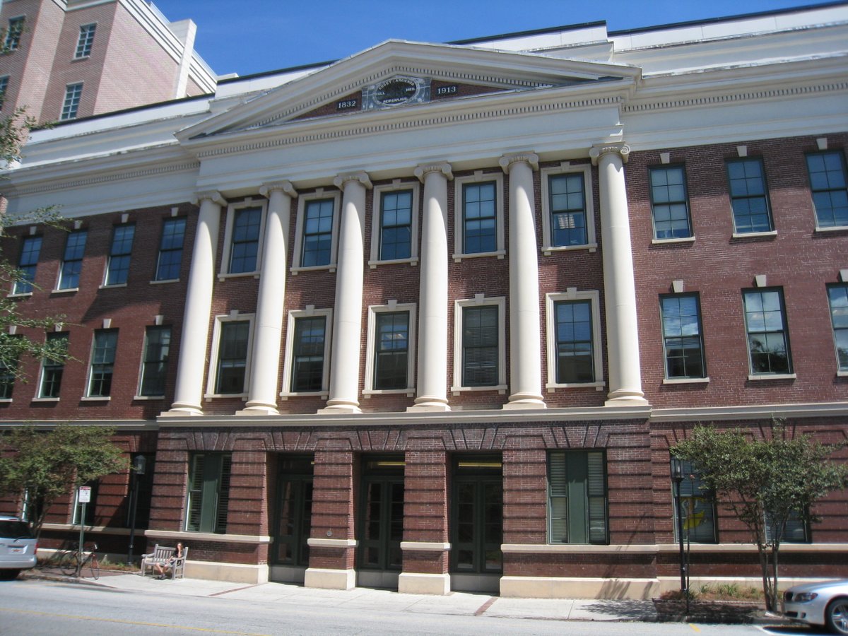 Hospital building in Charleston, born 1913. 6/n