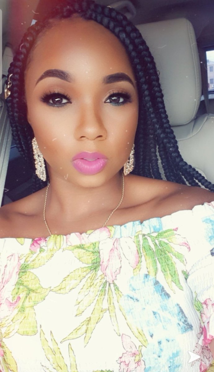 Lixoxo23's tweet photo. Nelle does set me sweet @Nelle_Bobee #iheartmakeup #heartbeat https://t.co/HuxA7IFoYW