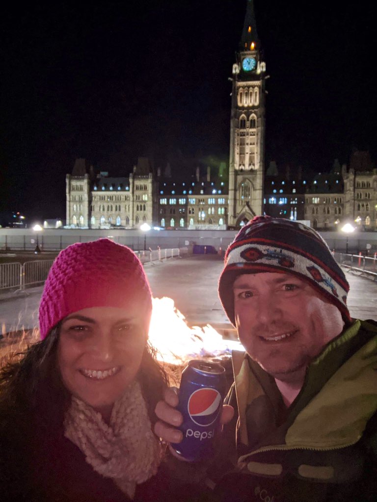 MEChainey's tweet image. Sunday March 22nd 2020 - 33 months #kidneyversary !!  Not as exciting of an activity as other months, but fitting.  Went to the centennial flame on parliament hill very late last night for my Pepsi; no one else in sight, just like it HAS to be right now. #socialdistancing