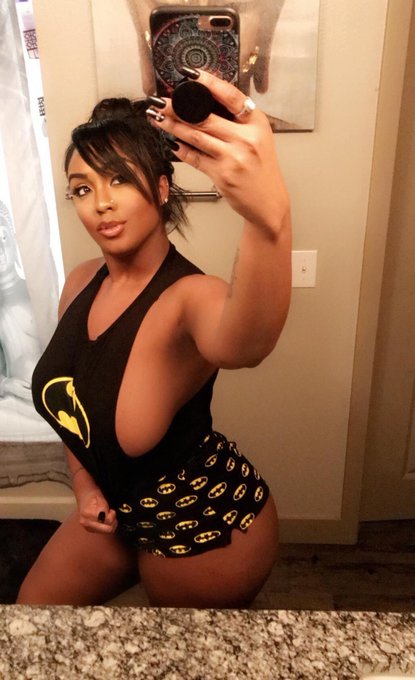 Batman and chill ? 😋 https://t.co/7JOFra1Jqo #batman #onlyfans https://t.co/9TucHo1es9<a href="/tag/batman"class="tags">#batman</a><a href="/tag/onlyfans"class="tags"><span>#onlyfans</span></a>