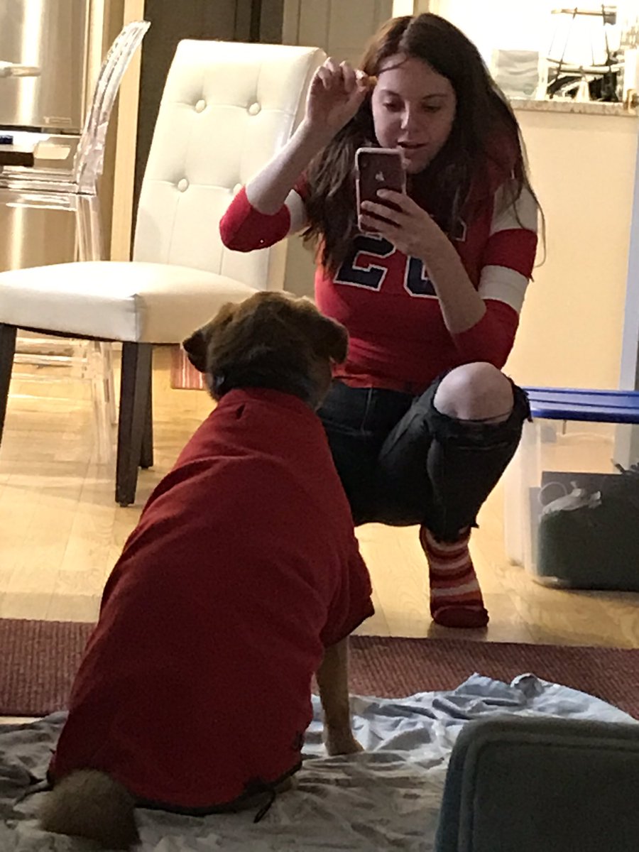 MRenselMD's tweet photo. #Coronaspringbreak #stay home RED is the color of the day - clothes and food- no beach just in home fun!! #COVID19 #rainbow #LockdownNow #springbreak2020 https://t.co/vDpZd4SLPD