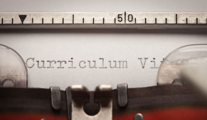 We have lots of Family Friendly roles in the local area, call us we'd love to hear from you. Looking for staff, get in touch with Tania or Lauren 01923 616080 to discuss how we help recruit the members of staff your business needs...mojomumsjobs.co.uk #jobs #staff