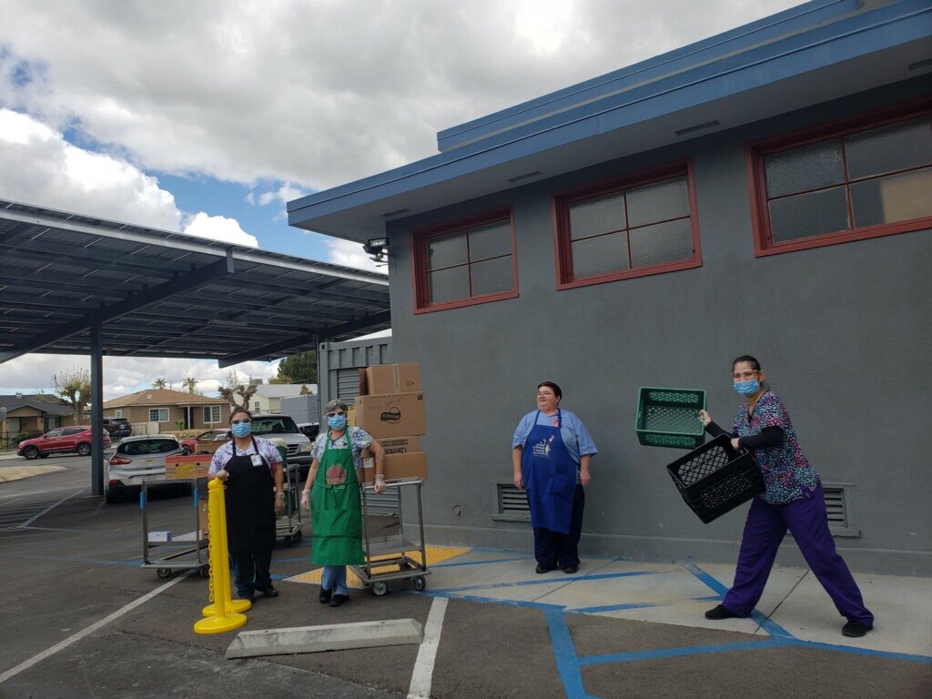 A busy day at Pioneer as our team passed out learning packets and food. If you still need your packet, come by and see us tomorrow, Tuesday, March 24. We miss you all!! #teambcsd