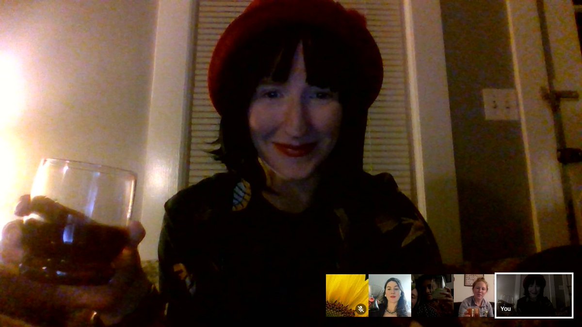 LadyEvery's tweet image. #LivingRoomPremieres #MissFisherMovie #MissFisherandtheCryptofTears  SO IT BEGINS.