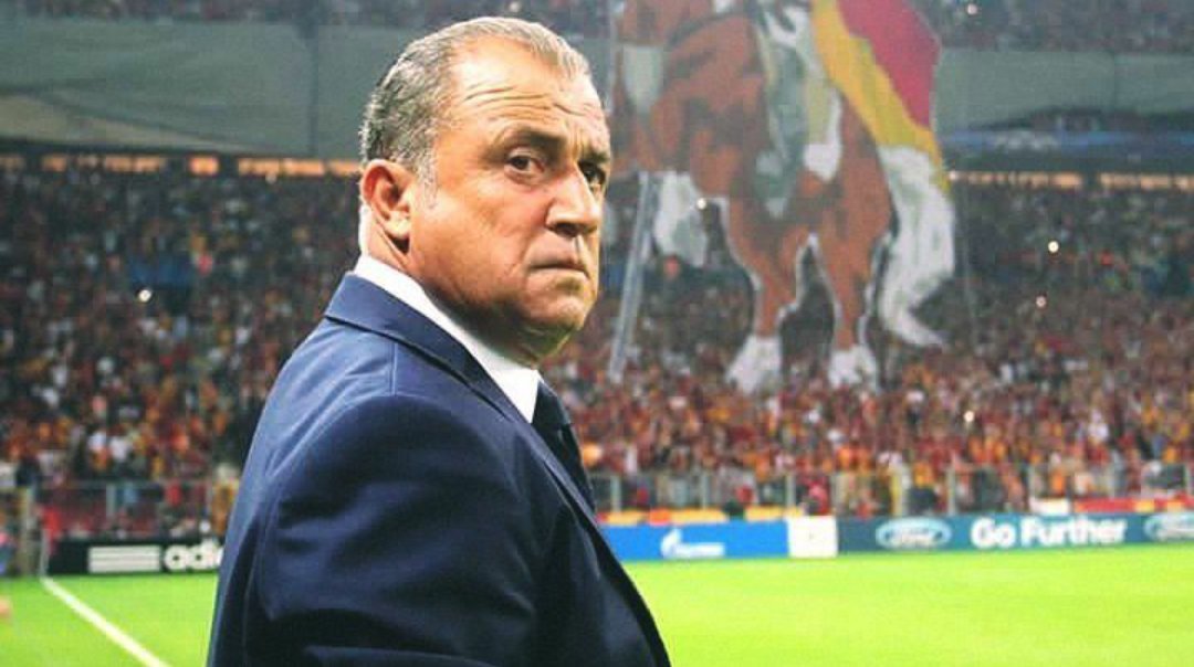 Bir Beşiktaşlı olarak hocamıza acil şifalar diliyorum. Acının rengi olmaz. Yüreğimiz yanar sana bir şey olmasın hocam!

#vaka1529
#GalatasaraySK
#FatihTerim